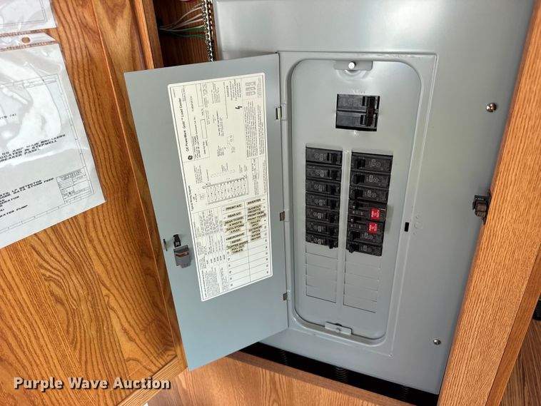 image for item YA1181 2005 Winnebago mobile command center