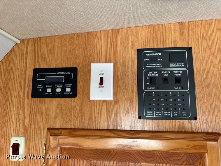 image for item YA1181 2005 Winnebago mobile command center