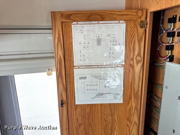 image for item YA1181 2005 Winnebago mobile command center