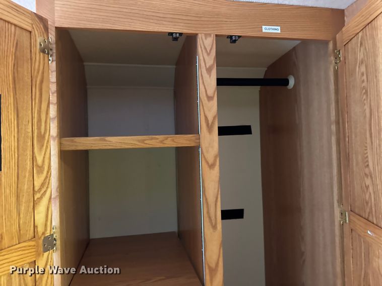 image for item YA1181 2005 Winnebago mobile command center