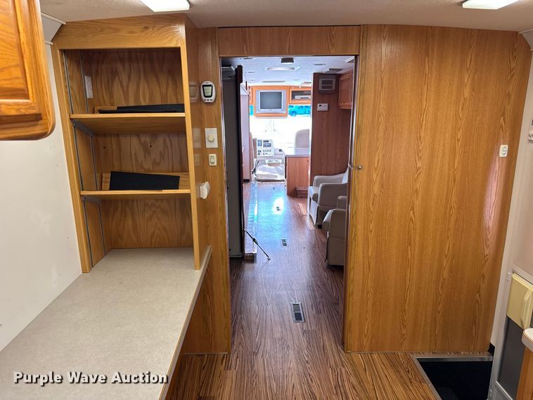 image for item YA1181 2005 Winnebago mobile command center