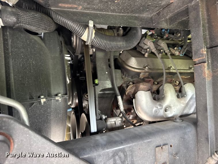 image for item YA1181 2005 Winnebago mobile command center