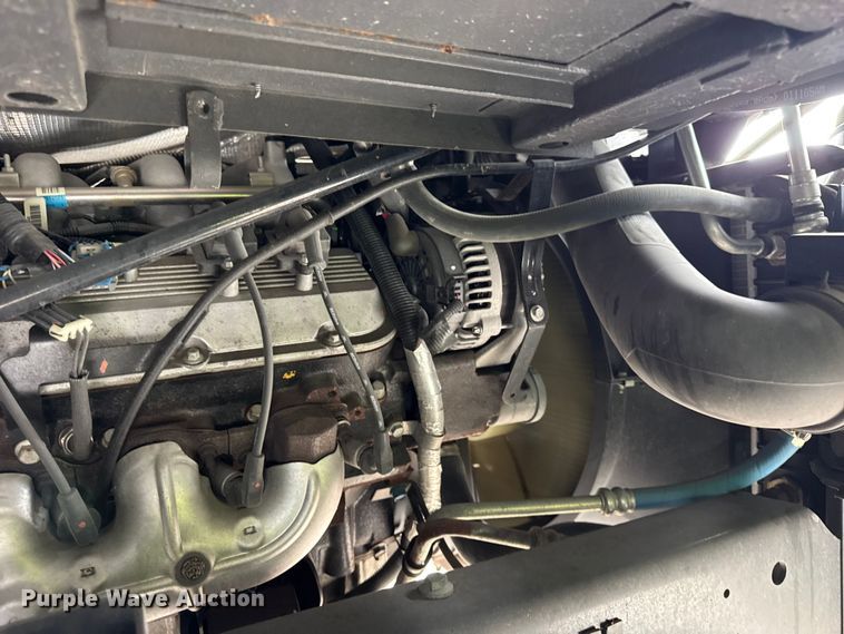 image for item YA1181 2005 Winnebago mobile command center