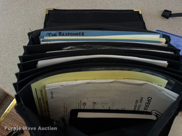 image for item YA1181 2005 Winnebago mobile command center