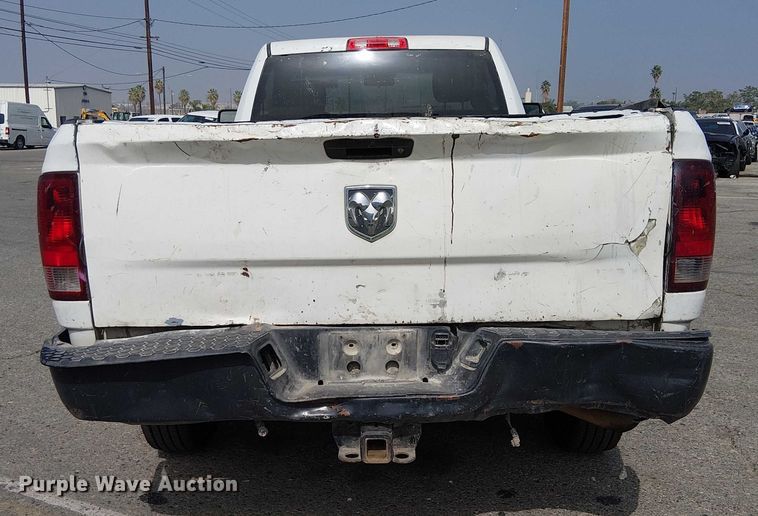 image for item YA1200 2014 RAM 2500 pickup truck