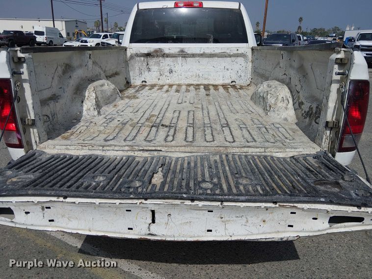 image for item YA1200 2014 RAM 2500 pickup truck