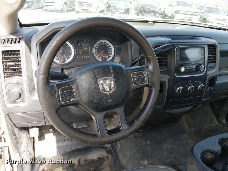 image for item YA1200 2014 RAM 2500 pickup truck