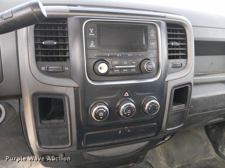 image for item YA1200 2014 RAM 2500 pickup truck