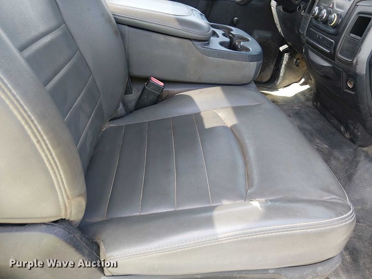 image for item YA1200 2014 RAM 2500 pickup truck