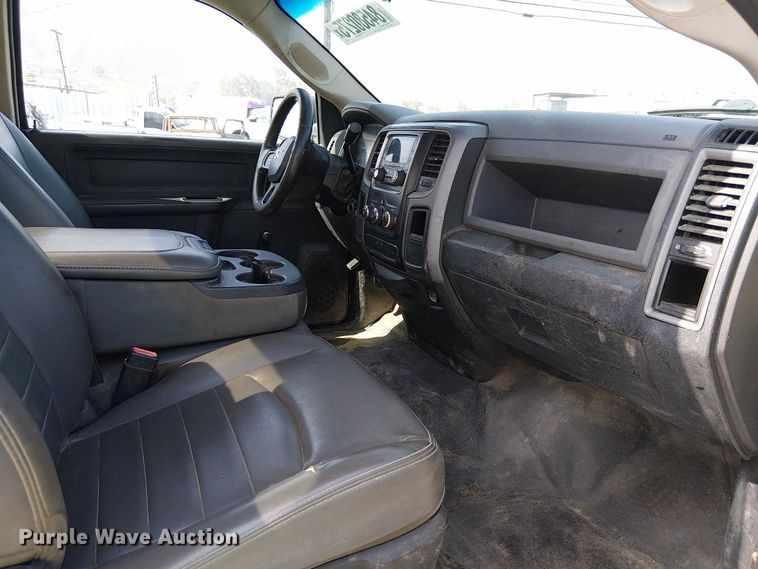 image for item YA1200 2014 RAM 2500 pickup truck