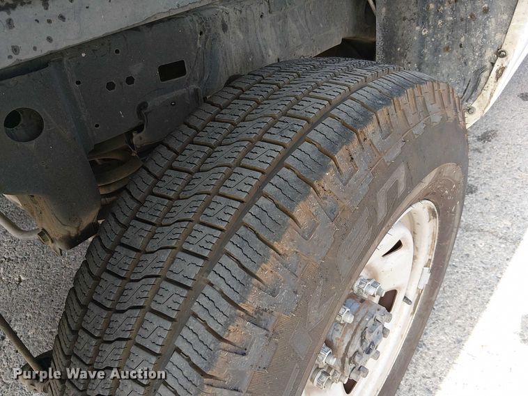 image for item YA1200 2014 RAM 2500 pickup truck