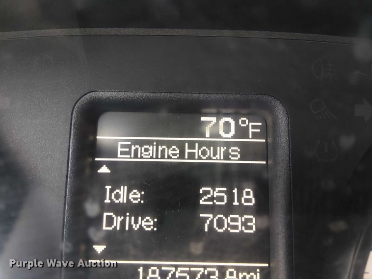 image for item YA1200 2014 RAM 2500 pickup truck