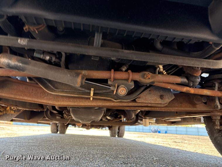 image for item YA1249 2016 Ford E450 Super Duty shuttle bus