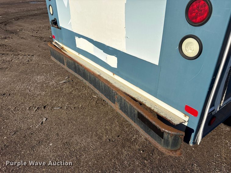 image for item YA1249 2016 Ford E450 Super Duty shuttle bus