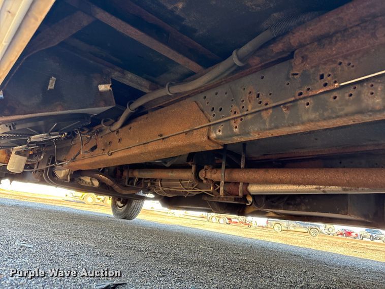 image for item YA1249 2016 Ford E450 Super Duty shuttle bus