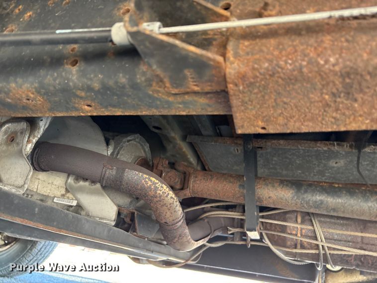 image for item YA1249 2016 Ford E450 Super Duty shuttle bus