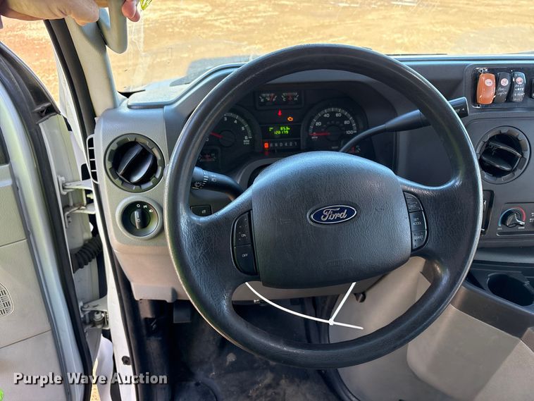 image for item YA1249 2016 Ford E450 Super Duty shuttle bus