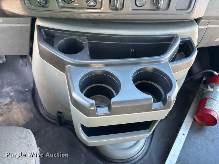 image for item YA1249 2016 Ford E450 Super Duty shuttle bus