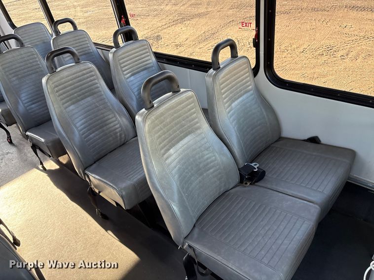 image for item YA1249 2016 Ford E450 Super Duty shuttle bus