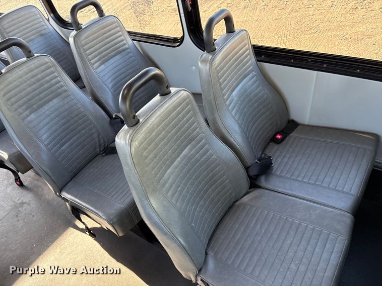 image for item YA1249 2016 Ford E450 Super Duty shuttle bus