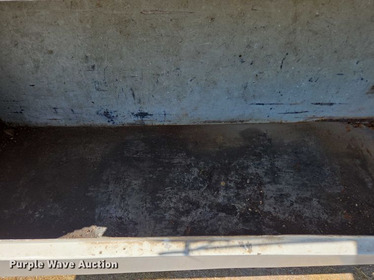 image for item DE2194 2006 GMC C7500 forestry bucket truck