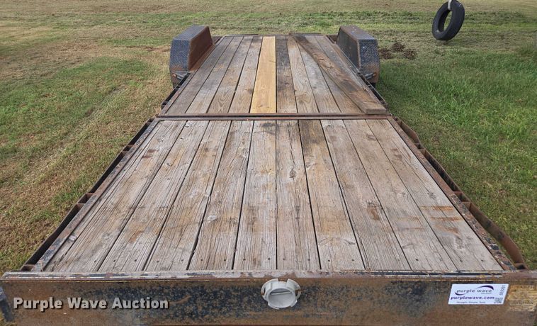 image for item DE2201 2010 Titan tilt deck equipment trailer