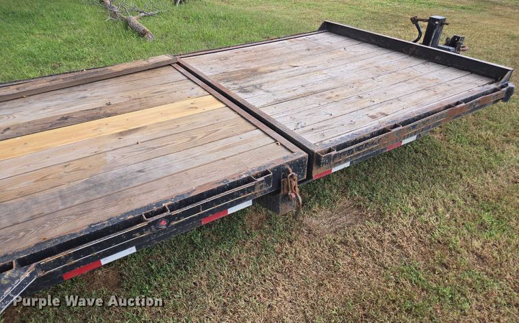 image for item DE2201 2010 Titan tilt deck equipment trailer