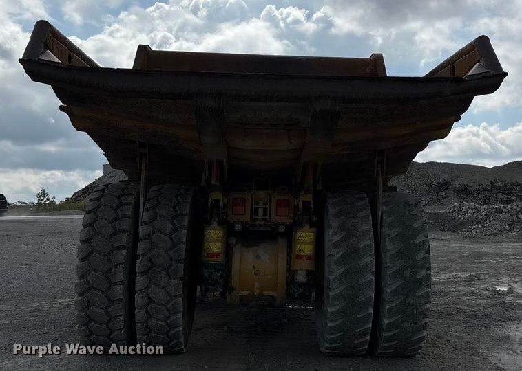 image for item DH8733 2008 Caterpillar 770 haul truck