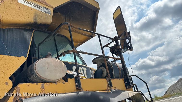 image for item DH8733 2008 Caterpillar 770 haul truck