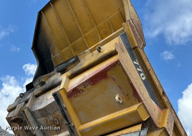 image for item DH8733 2008 Caterpillar 770 haul truck