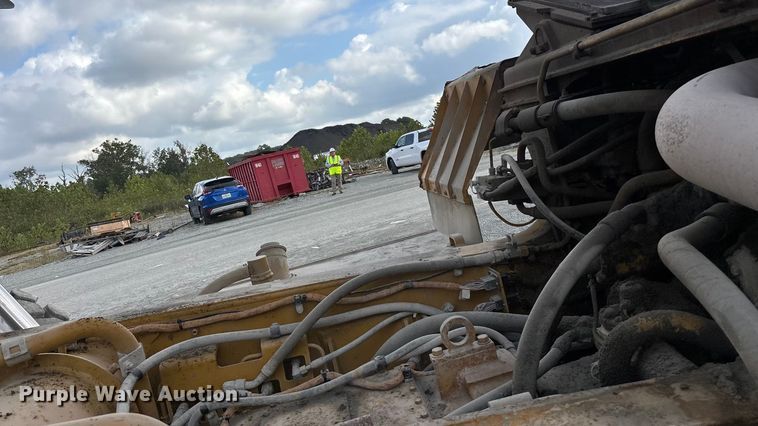 image for item DH8733 2008 Caterpillar 770 haul truck