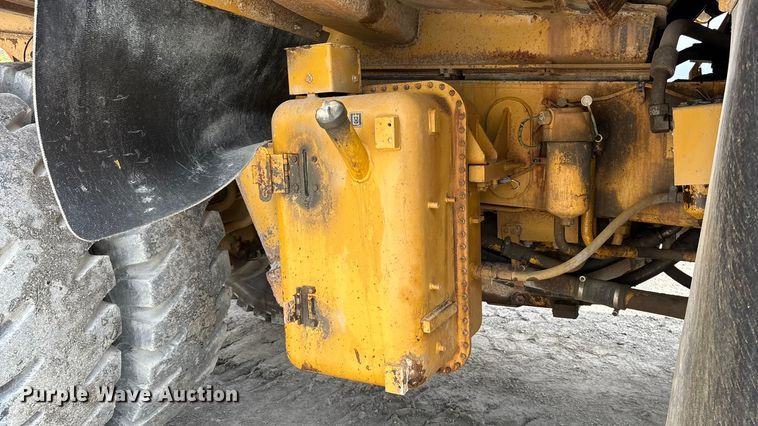 image for item DH8733 2008 Caterpillar 770 haul truck