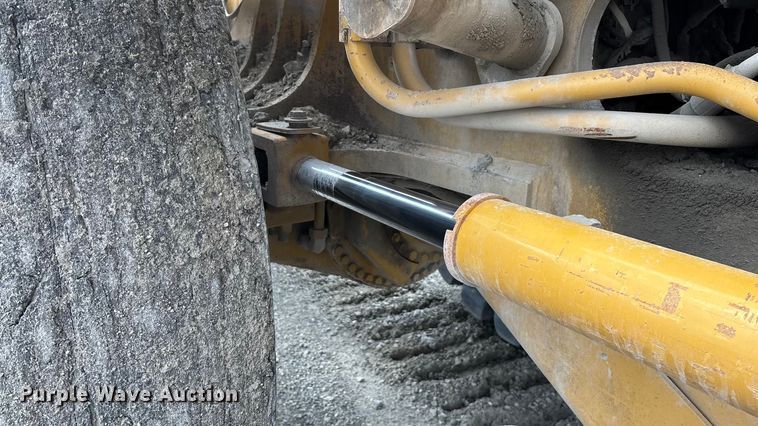 image for item DH8734 2007 Caterpillar 988H wheel loader