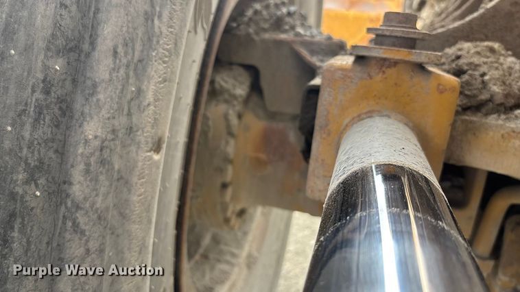 image for item DH8734 2007 Caterpillar 988H wheel loader