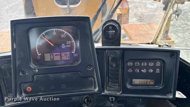 image for item DH8734 2007 Caterpillar 988H wheel loader