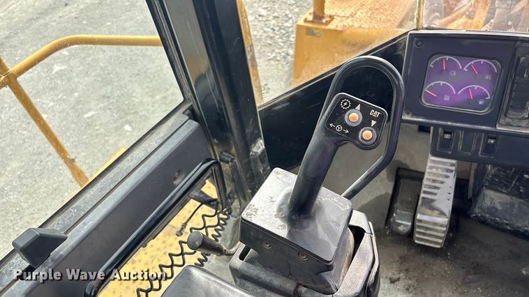 image for item DH8734 2007 Caterpillar 988H wheel loader