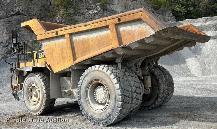 image for item DH8735 2010 Caterpillar 772 haul truck