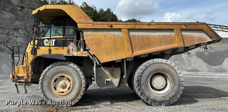 image for item DH8735 2010 Caterpillar 772 haul truck