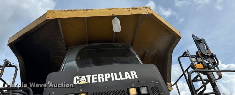 image for item DH8735 2010 Caterpillar 772 haul truck