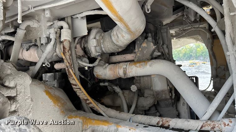 image for item DH8735 2010 Caterpillar 772 haul truck