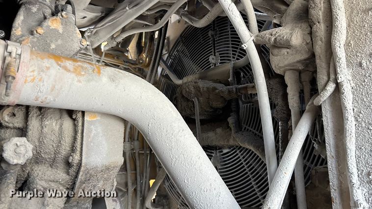 image for item DH8735 2010 Caterpillar 772 haul truck