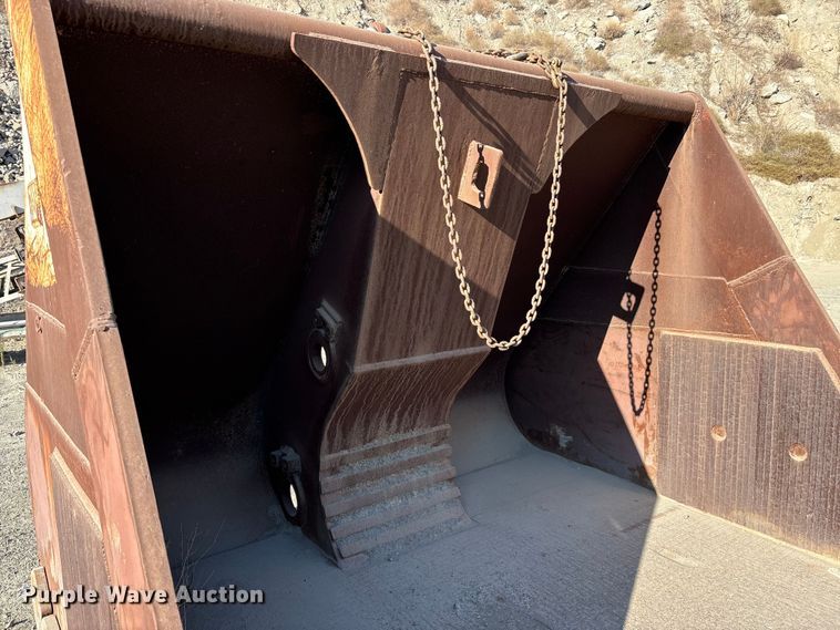 image for item DH8736 Caterpillar 114