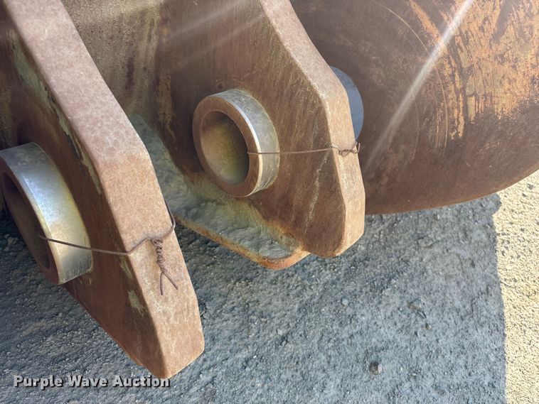 image for item DH8736 Caterpillar 114