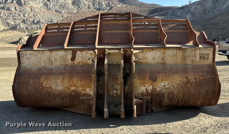 image for item DH8737 Caterpillar 156