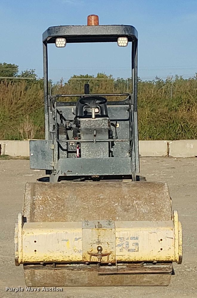 COMPACTADOR 2008 BOMAG BW145DH3