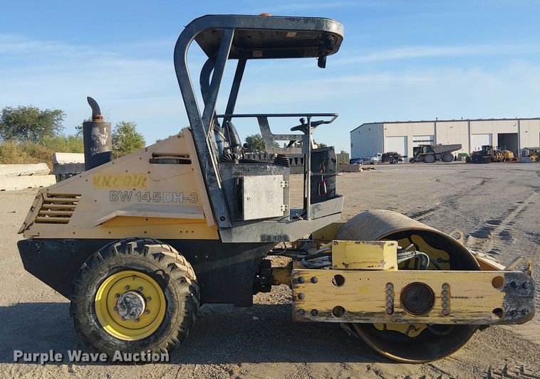 COMPACTADOR 2008 BOMAG BW145DH3