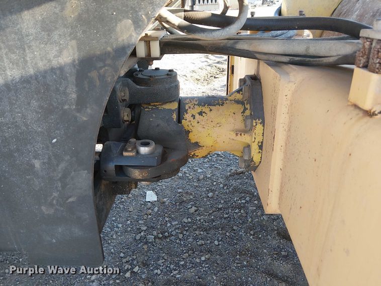 image for item DJ7803 2008 Bomag BW145DH-3 single drum vibratory roller