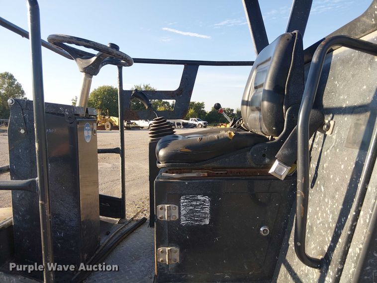 image for item DJ7803 2008 Bomag BW145DH-3 single drum vibratory roller