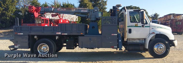 image for item DJ7829 2013 International 4300 crane truck