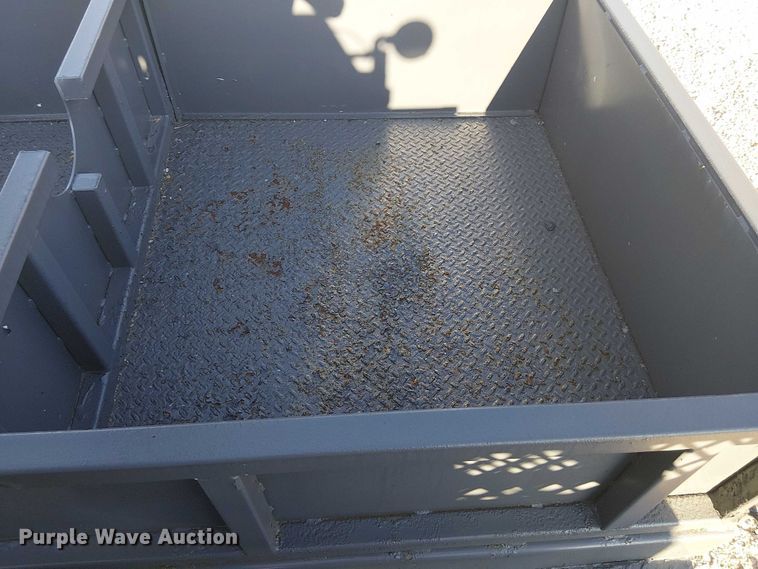 image for item DJ7829 2013 International 4300 crane truck